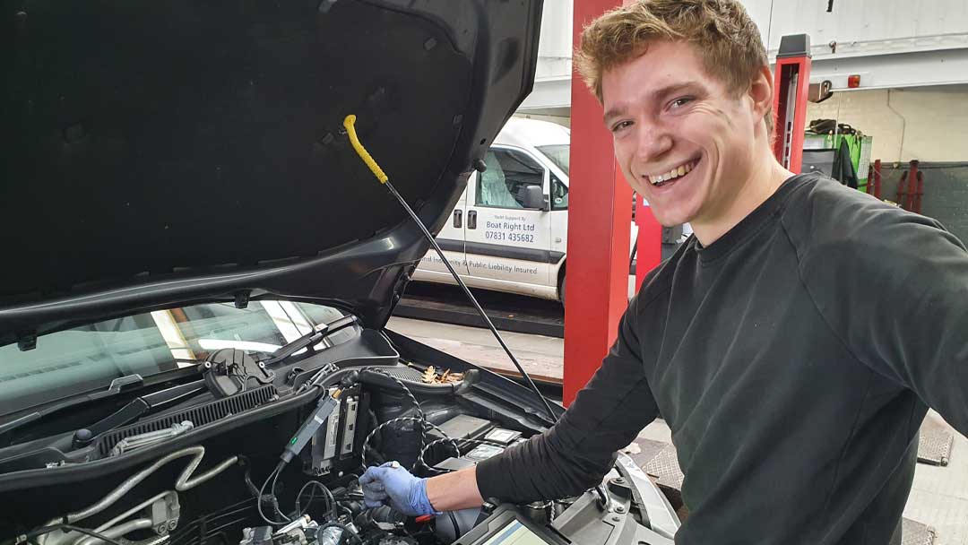 Vehicle Air Conditioning Repair Peverell Garage