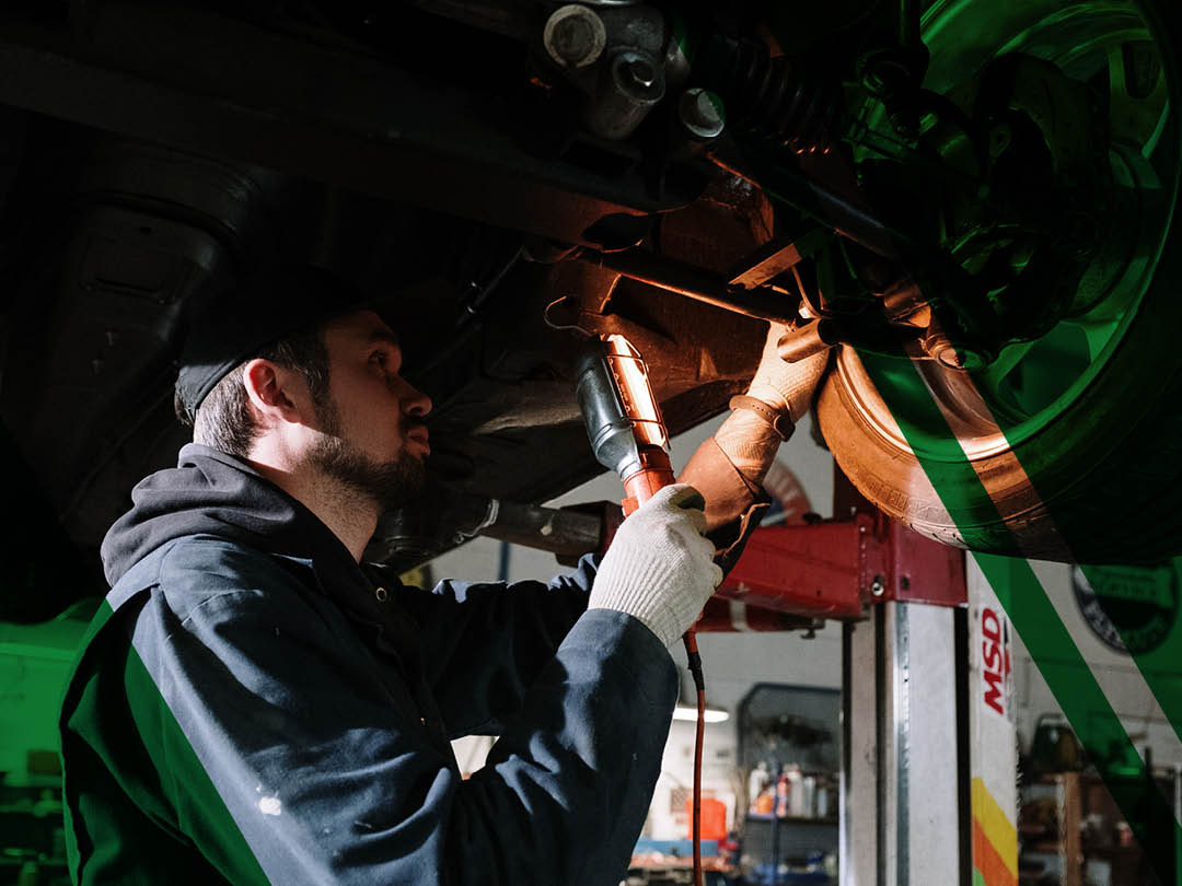 Steering and wheel check during annual MOT test